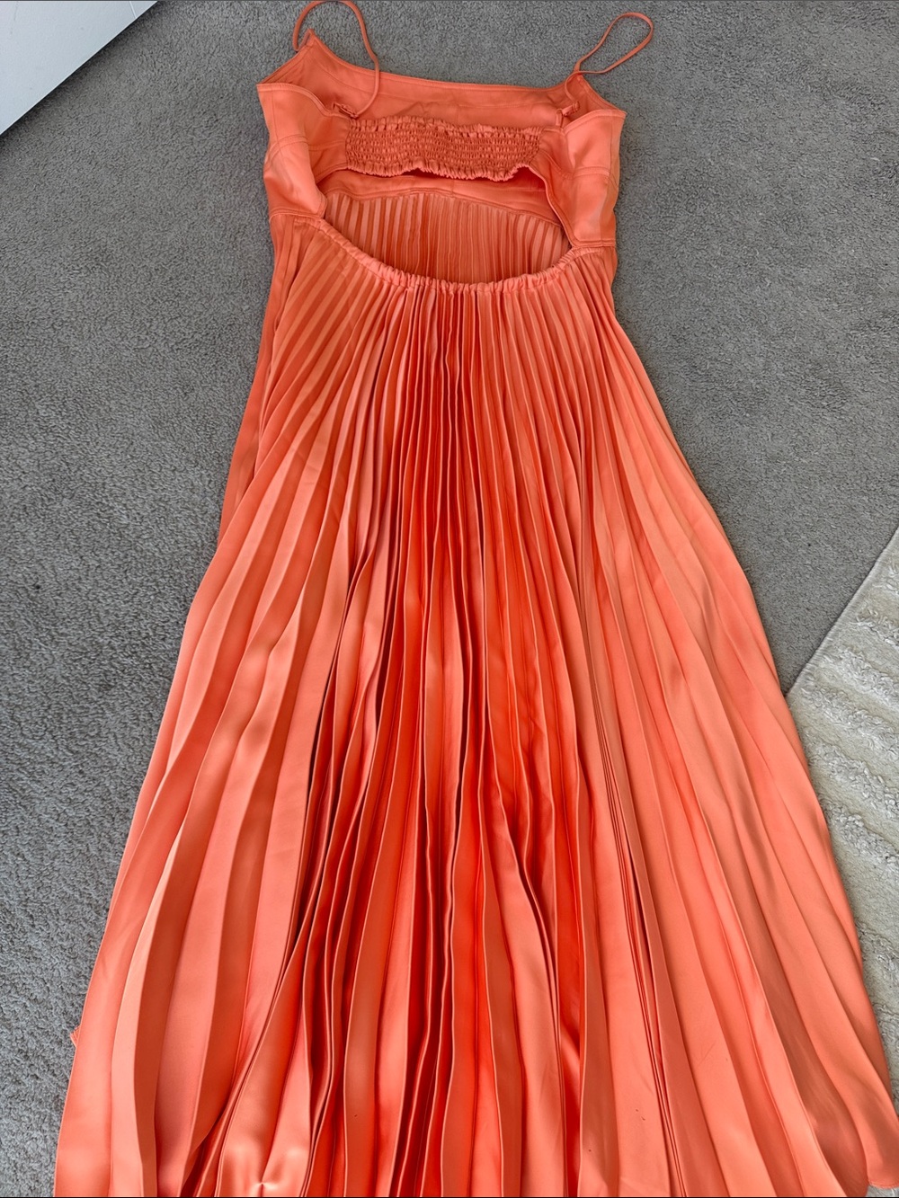 House of Harlow 1960 Coral-Orange Pleated Midi Dress - Picture 5 of 12